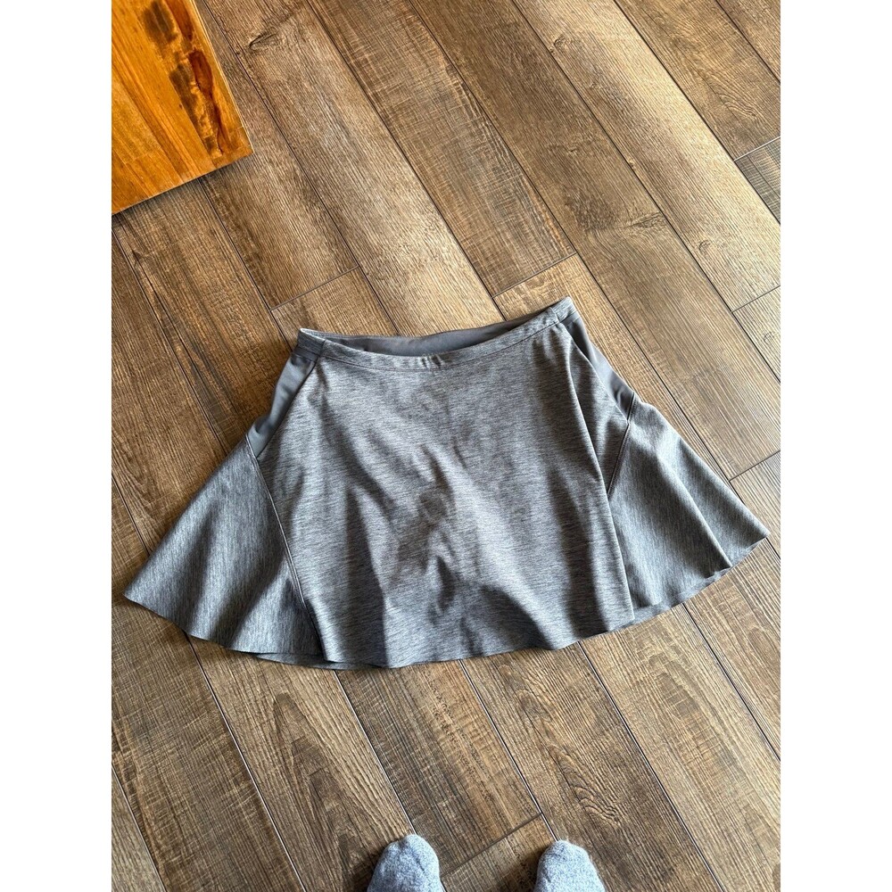 Athleta Match Point Skort Sz. XS Grey